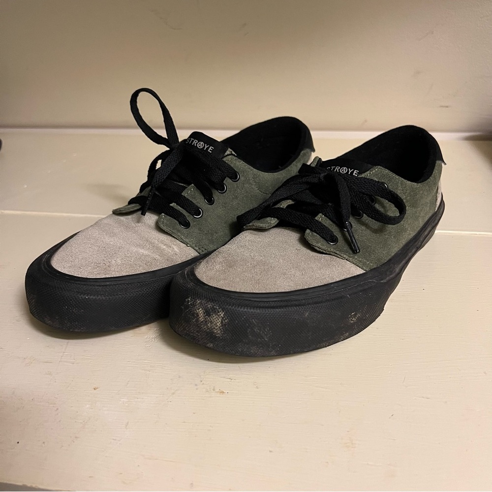 Straye Gower Shoes size 9